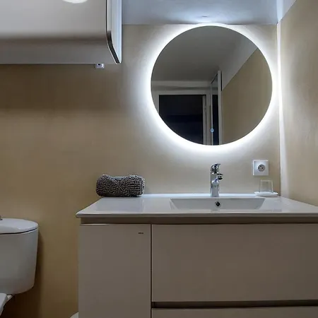 Viree A Deux Apartment *